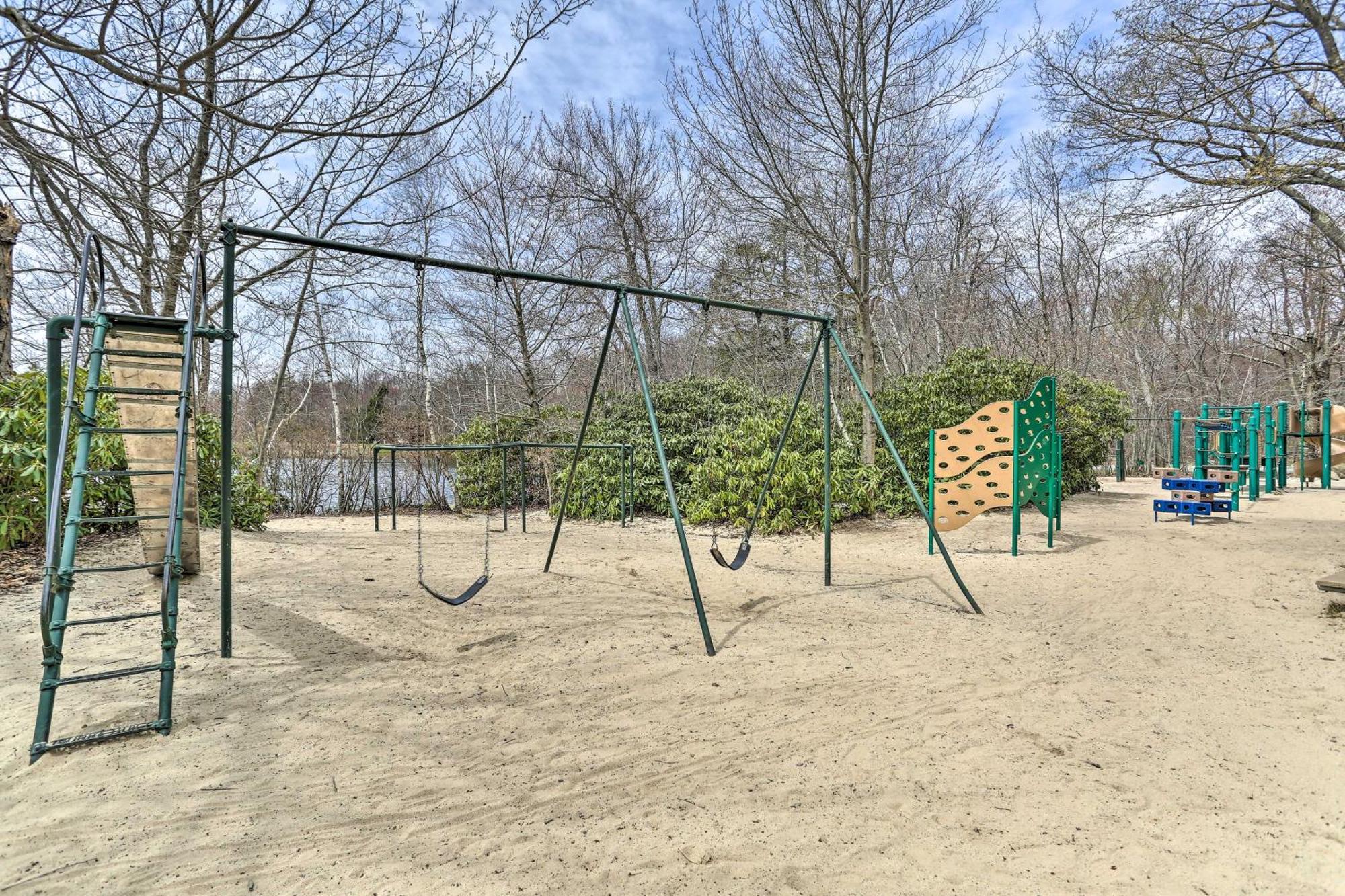 Spacious With Pool Table And Fire Pit! Tobyhanna